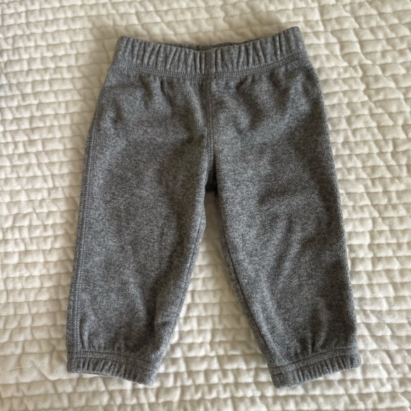 BABY BOY SIZE 6 MONTHS FALL/WINTER CLOTHING BUNDLE - Picture 5 of 8